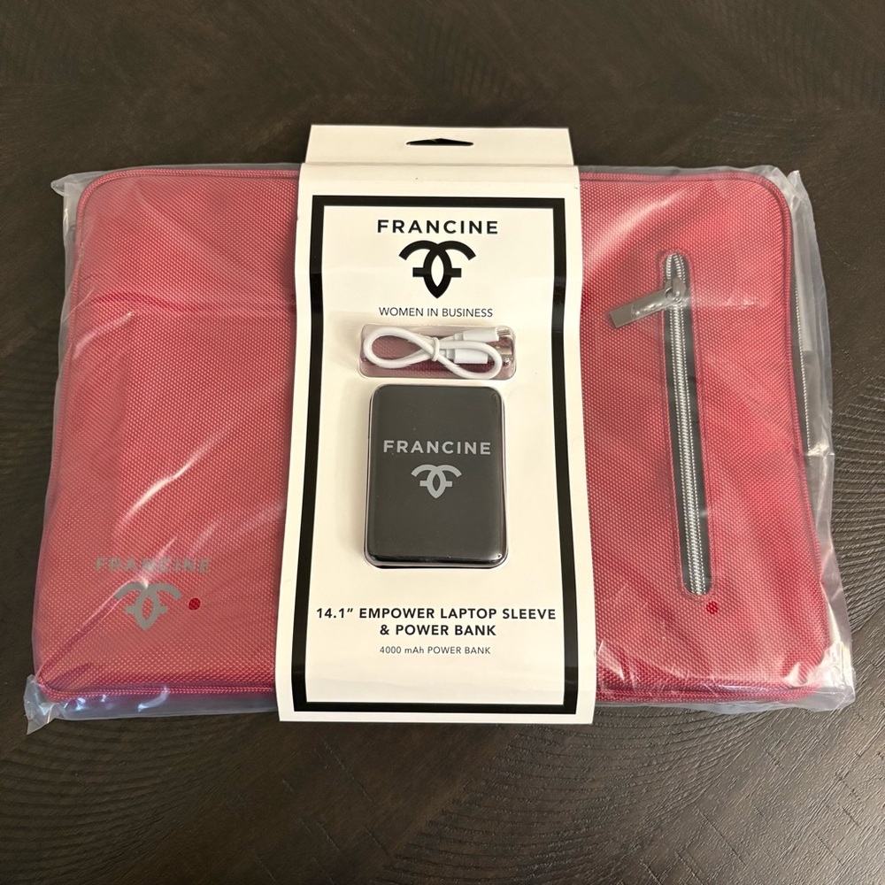 Francine 14.1" Empower Laptop
Sleeve & Power Bank - Burgundy - Brand New